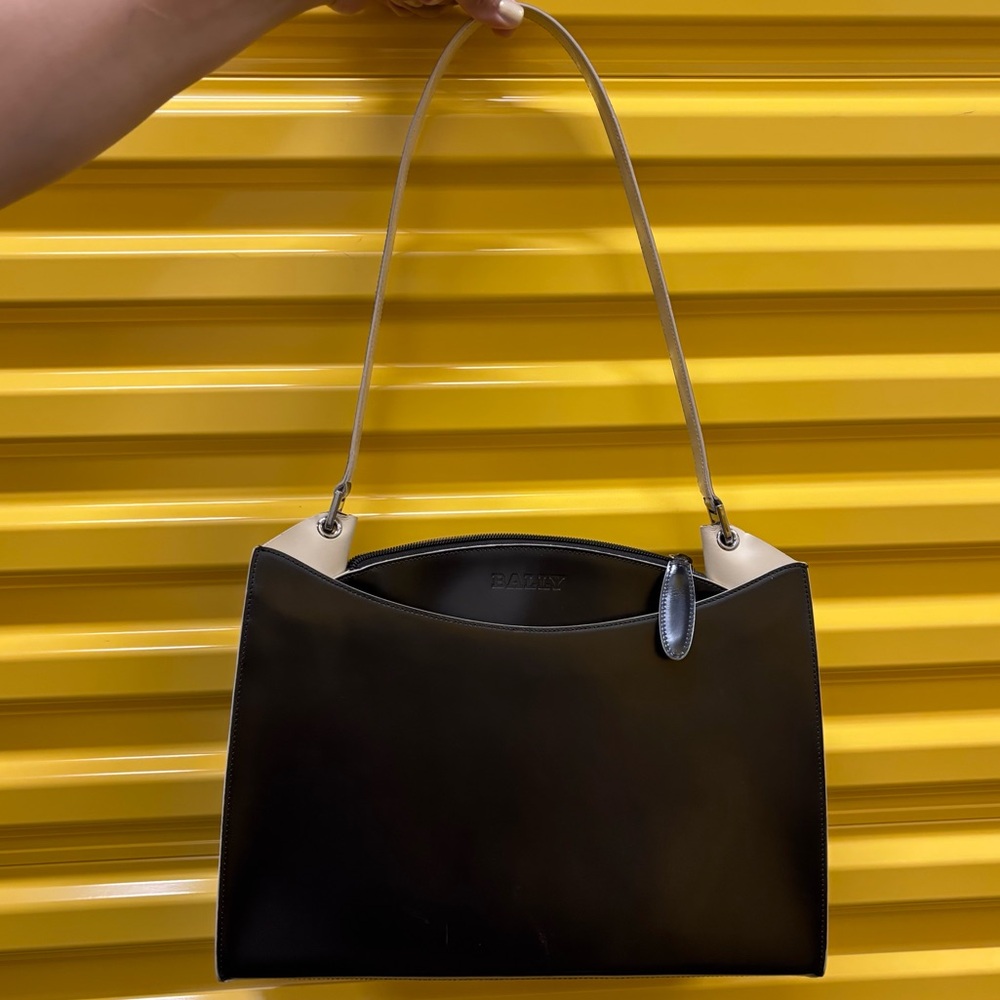 Bally Vintage Shoulder Bag